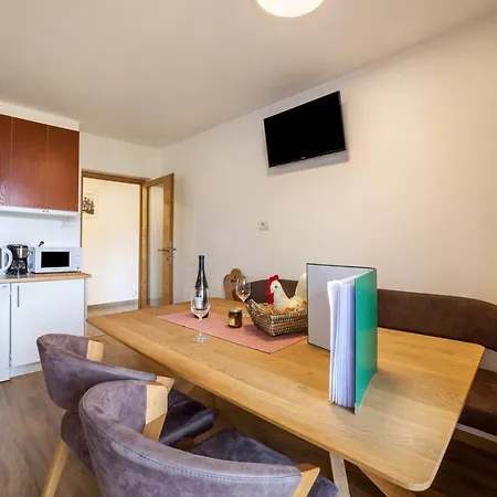 Apartment Fichtenhof Edelweiss Tarces